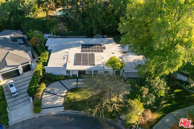 5150 Donna Avenue, Tarzana, CA 91356