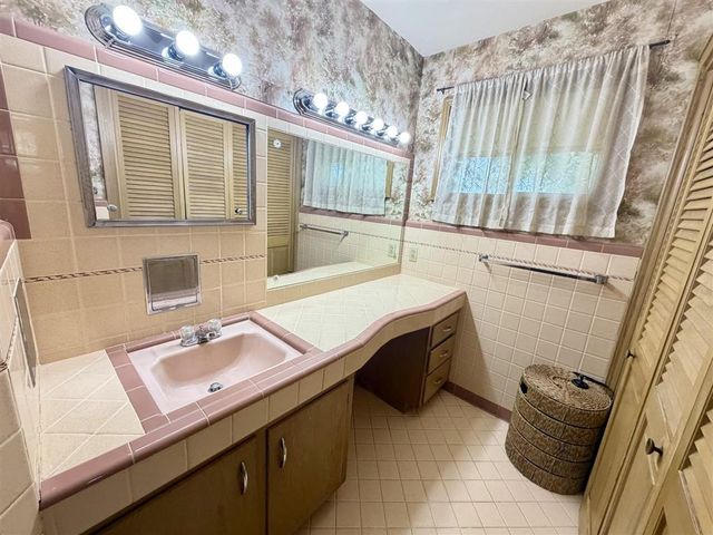 315 University Drive, Lake Charles, LA 70605