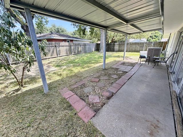 315 University Drive, Lake Charles, LA 70605