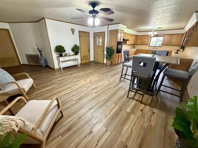 315 University Drive, Lake Charles, LA 70605