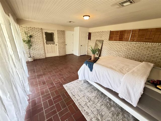 315 University Drive, Lake Charles, LA 70605