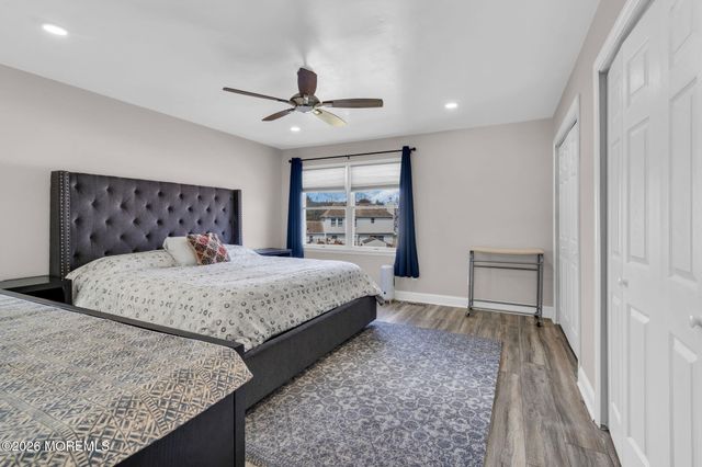 8 Cripple Creek Road, Howell, NJ 07731