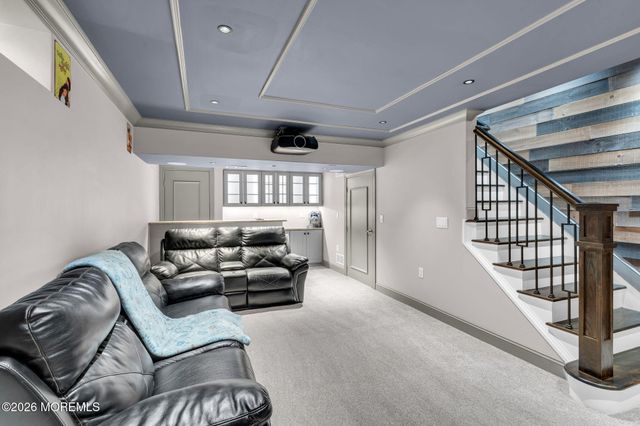 8 Cripple Creek Road, Howell, NJ 07731