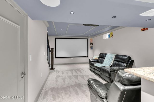 8 Cripple Creek Road, Howell, NJ 07731