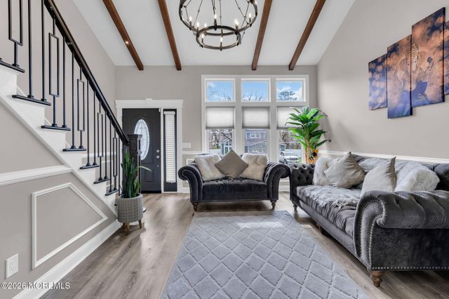 8 Cripple Creek Road, Howell, NJ 07731