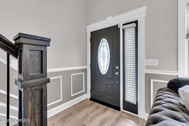 8 Cripple Creek Road, Howell, NJ 07731