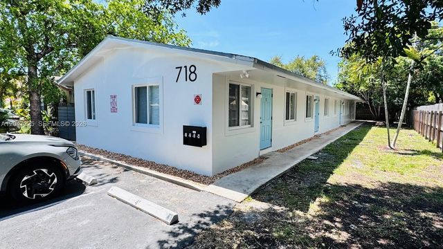 718 SE 13th St 4, Fort Lauderdale, FL 33316