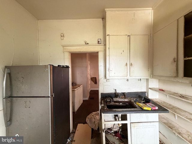 3833 BEEHLER AVE, Baltimore, MD 21215