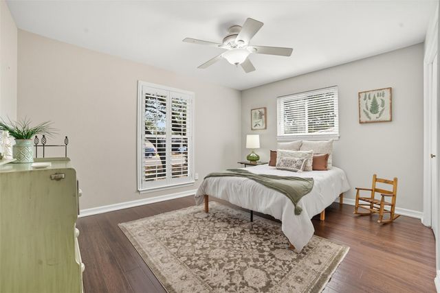 4001 Greystone DR, Austin, TX 78731