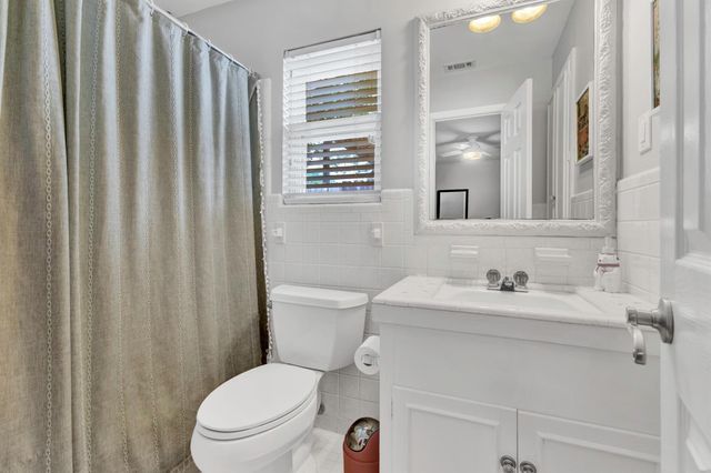 4001 Greystone DR, Austin, TX 78731