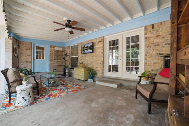 4001 Greystone DR, Austin, TX 78731