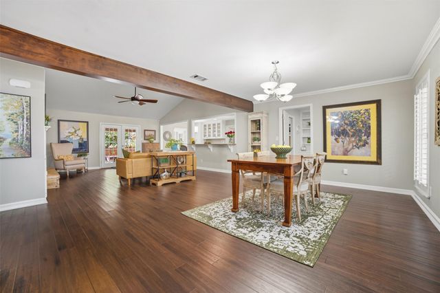 4001 Greystone DR, Austin, TX 78731