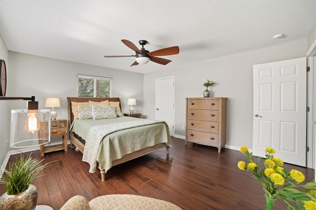 4001 Greystone DR, Austin, TX 78731