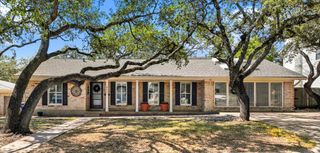 4001 Greystone DR, Austin, TX 78731