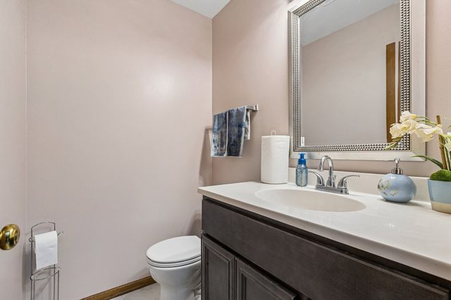 1150 Prairie Drive, Algonquin, IL 60102