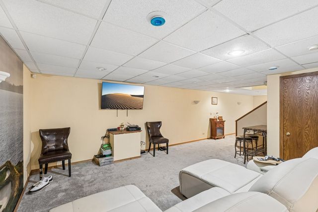 1150 Prairie Drive, Algonquin, IL 60102