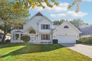 1150 Prairie Drive, Algonquin, IL 60102