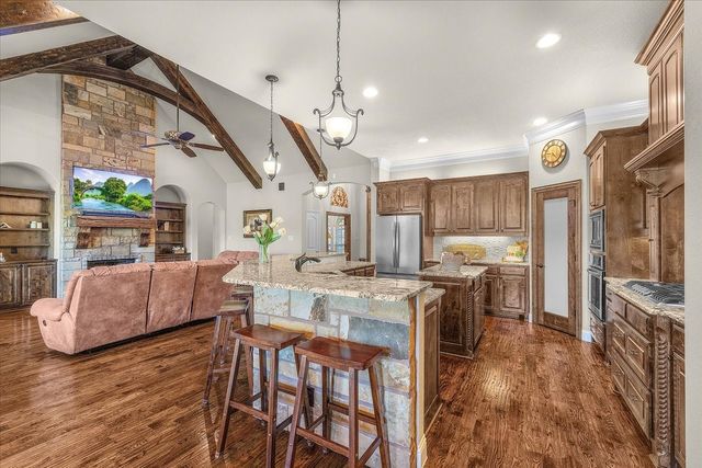 332 Antler Ridge Drive, Azle, TX 76020