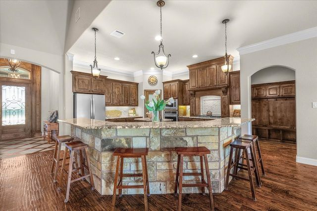 332 Antler Ridge Drive, Azle, TX 76020