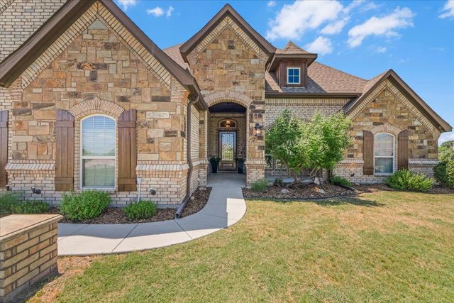332 Antler Ridge Drive, Azle, TX 76020