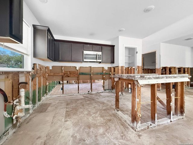 2438 Bermuda, San Antonio, TX 78222