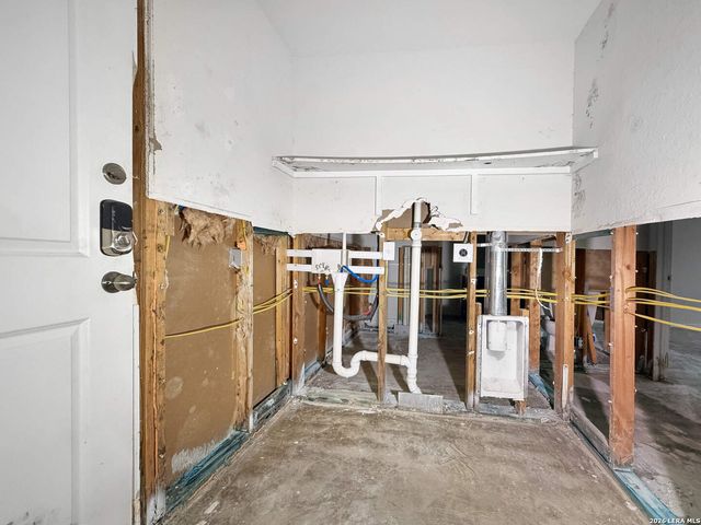 2438 Bermuda, San Antonio, TX 78222