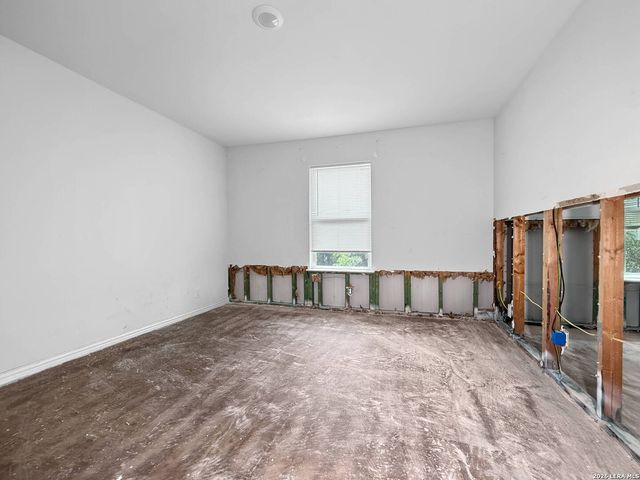 2438 Bermuda, San Antonio, TX 78222