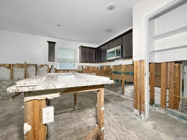 2438 Bermuda, San Antonio, TX 78222