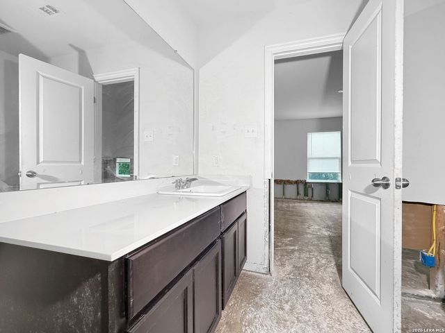 2438 Bermuda, San Antonio, TX 78222
