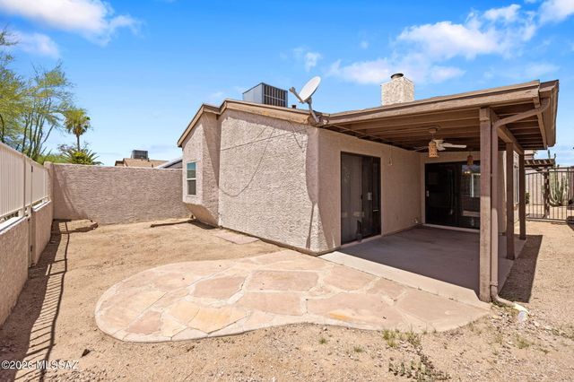4879 W Doria Drive, Tucson, AZ 85742