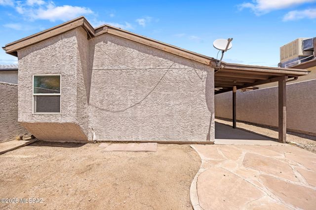4879 W Doria Drive, Tucson, AZ 85742