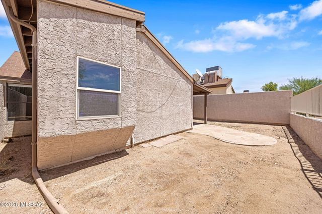 4879 W Doria Drive, Tucson, AZ 85742