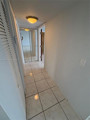 8625 NW 8th St 420, Miami, FL 33126