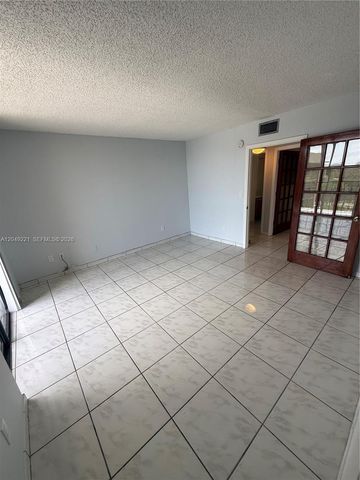 8625 NW 8th St 420, Miami, FL 33126