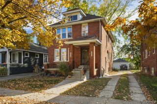 240 E Marshall Street, Ferndale, MI 48220