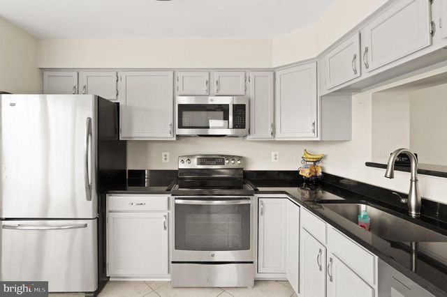 9219 KRISTY DR, Manassas Park, VA 20111