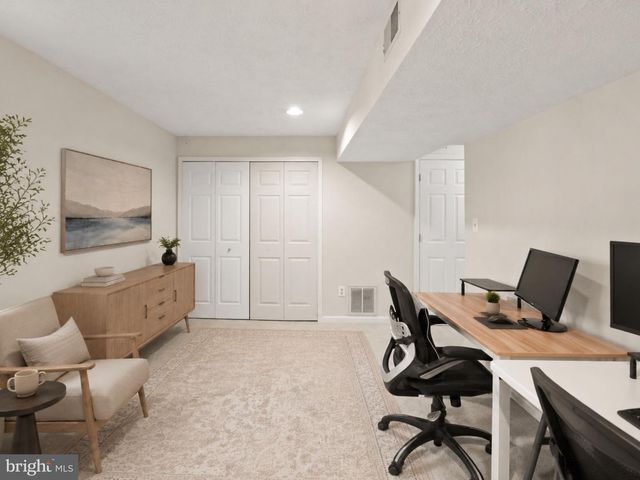 9219 KRISTY DR, Manassas Park, VA 20111