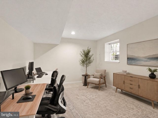 9219 KRISTY DR, Manassas Park, VA 20111