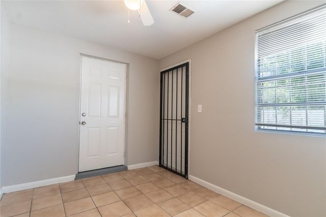 9304 N ELMER STREET, Tampa, FL 33612