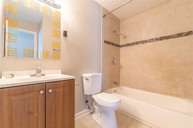 9304 N ELMER STREET, Tampa, FL 33612