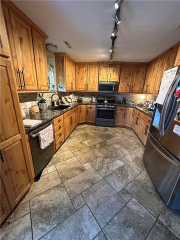 400 NW 1601st Road Road, Kingsville, MO 64061
