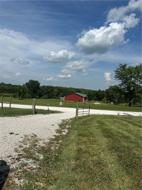 400 NW 1601st Road Road, Kingsville, MO 64061