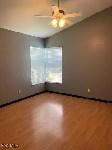 1728 NW 11th TER, Cape Coral, FL 33993