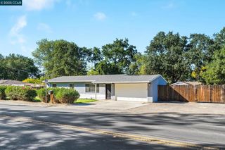 3225 Cowell Rd, Concord, CA 94518