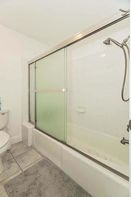 Image 19 of property listing at 315 E Nees #153, Fresno, CA 93720