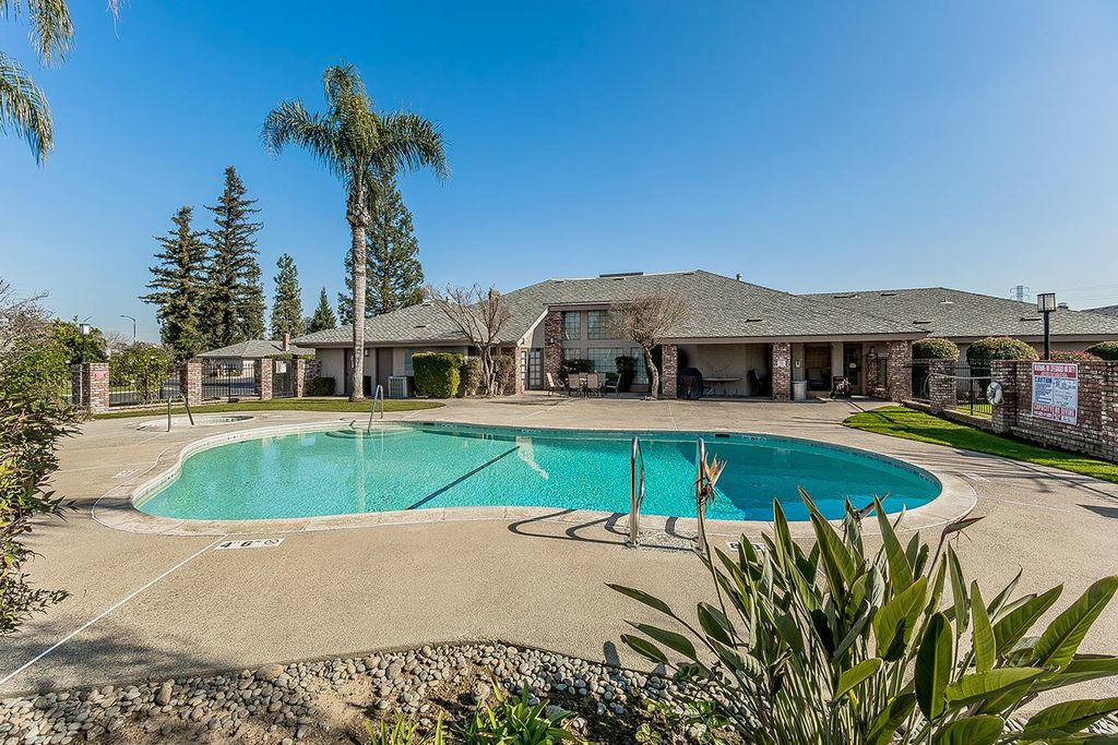 Image 29 of property listing at 315 E Nees #153, Fresno, CA 93720