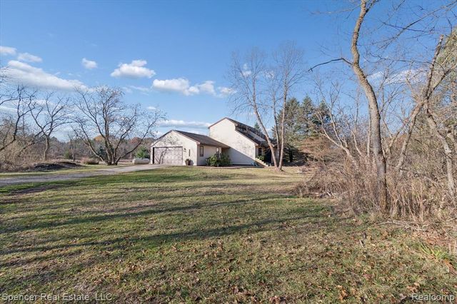 13875 Neal Road, Davisburg, MI 48350