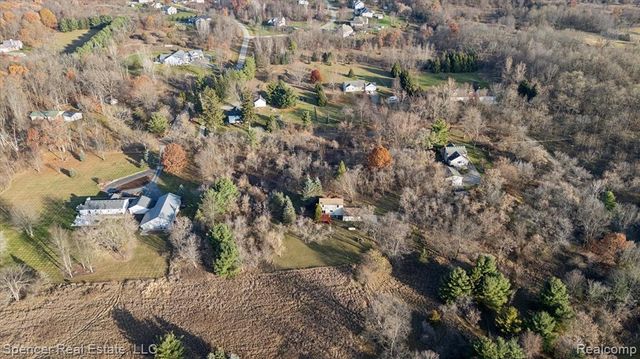 13875 Neal Road, Davisburg, MI 48350