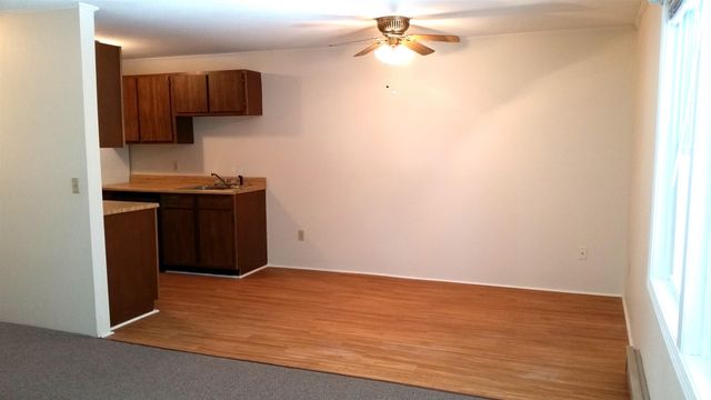 204 Mechanic St Apt 12, Lebanon, NH 03766