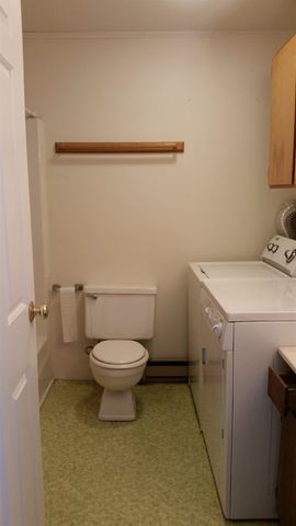 204 Mechanic St Apt 12, Lebanon, NH 03766